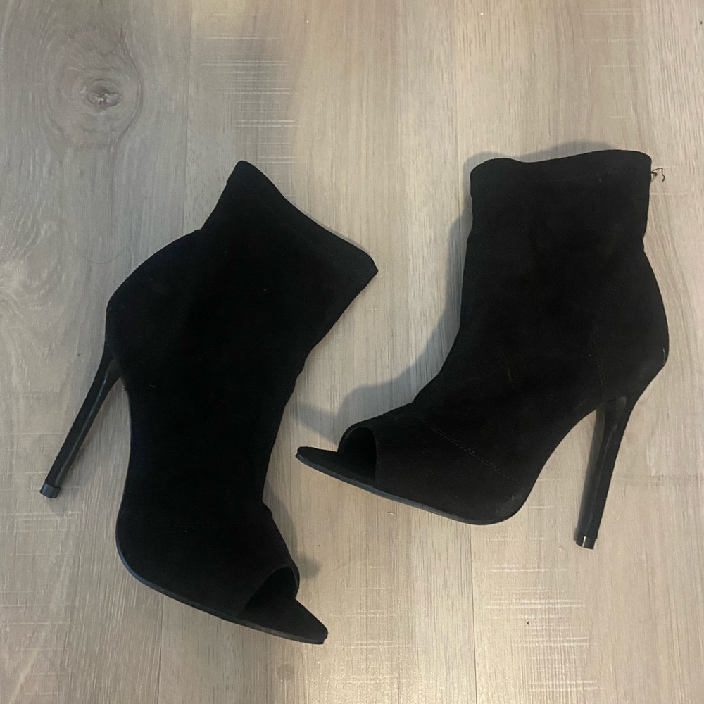 Unworn Black Heeled Booties
